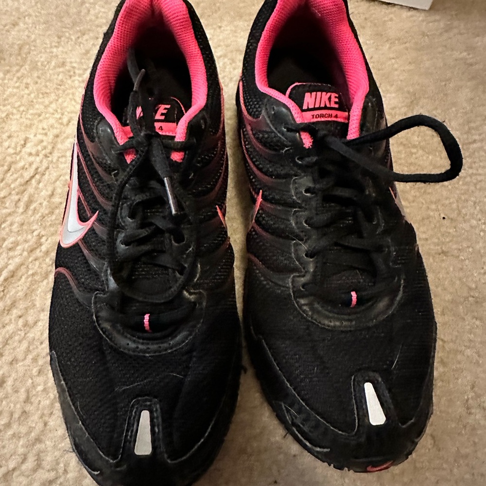 Women’s Nike Air 9.5